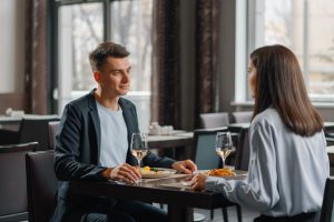 romantic restaurant features